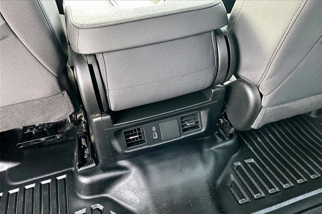 Used 2024 Chevrolet Silverado 1500 W/T w/ Z71 Off-Road Package image 34