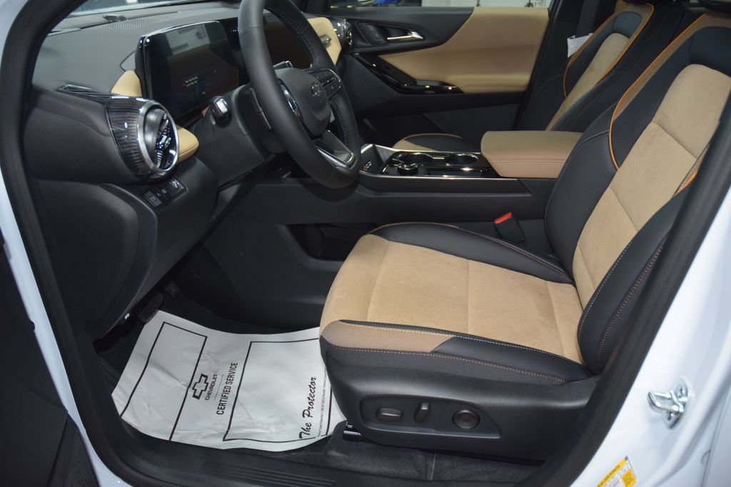 New 2027 Chevrolet Equinox ACTIV w/ Safety and Technology Package FWD image 41