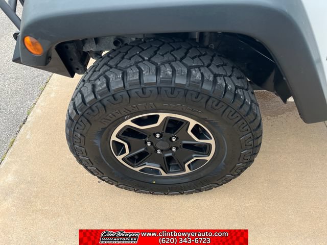 Used 2016 Jeep Wrangler Unlimited Rubicon AWD/4WD image 19