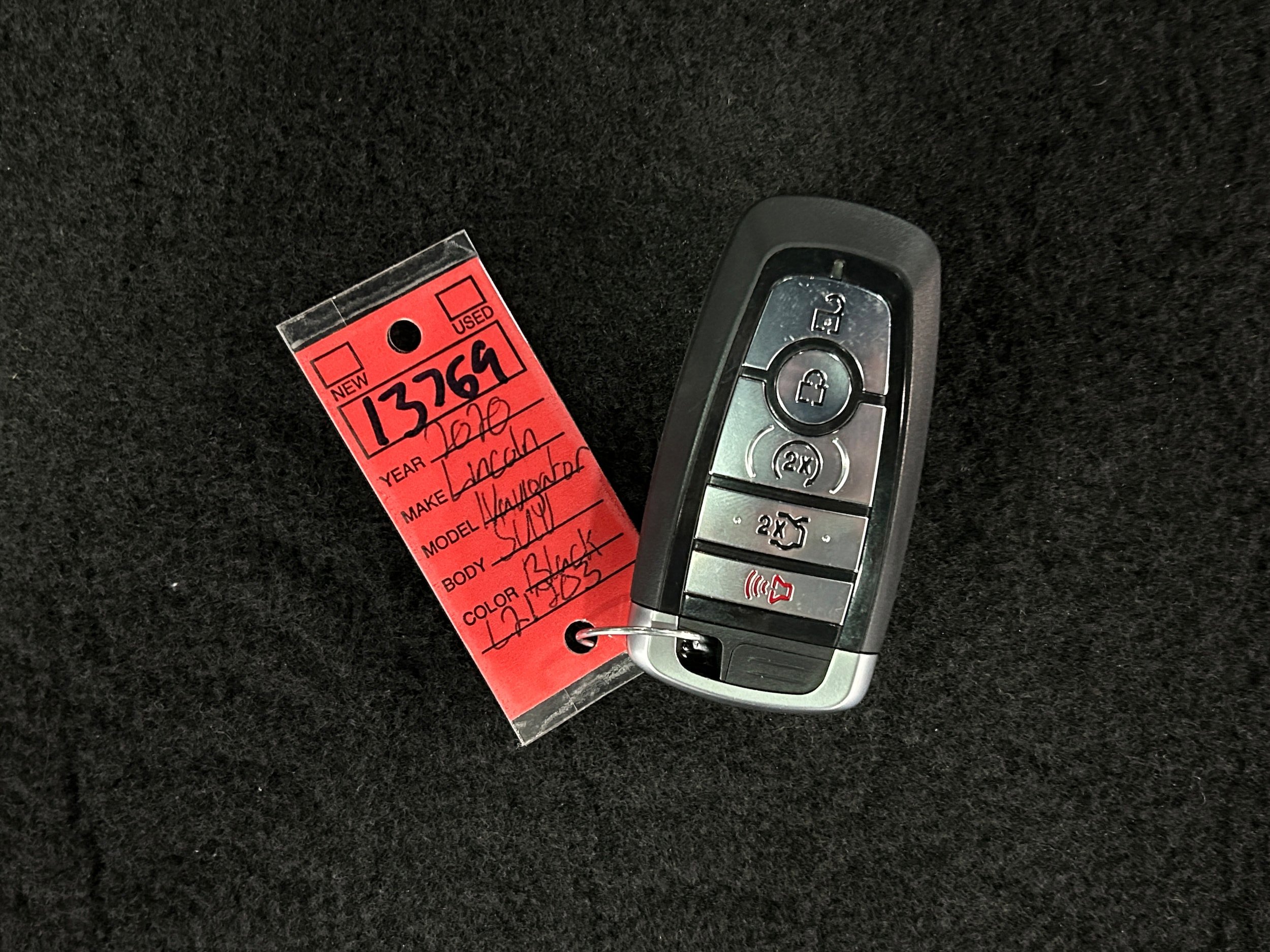 Used 2020 Lincoln Navigator L Reserve w/ Equipment Group 208A Reserve AWD/4WD image 44