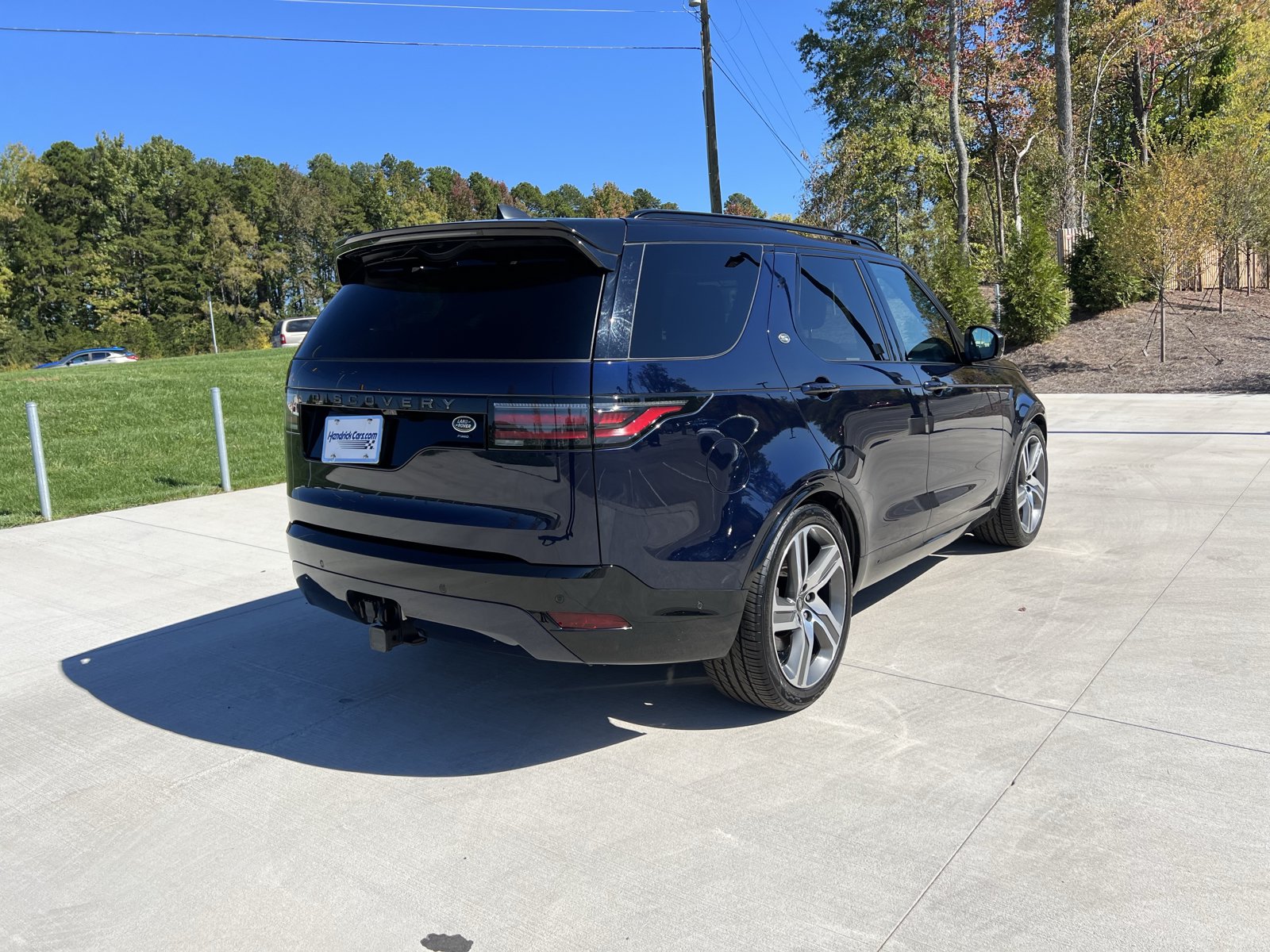 Used 2023 Land Rover Discovery S R-Dynamic AWD/4WD image 8