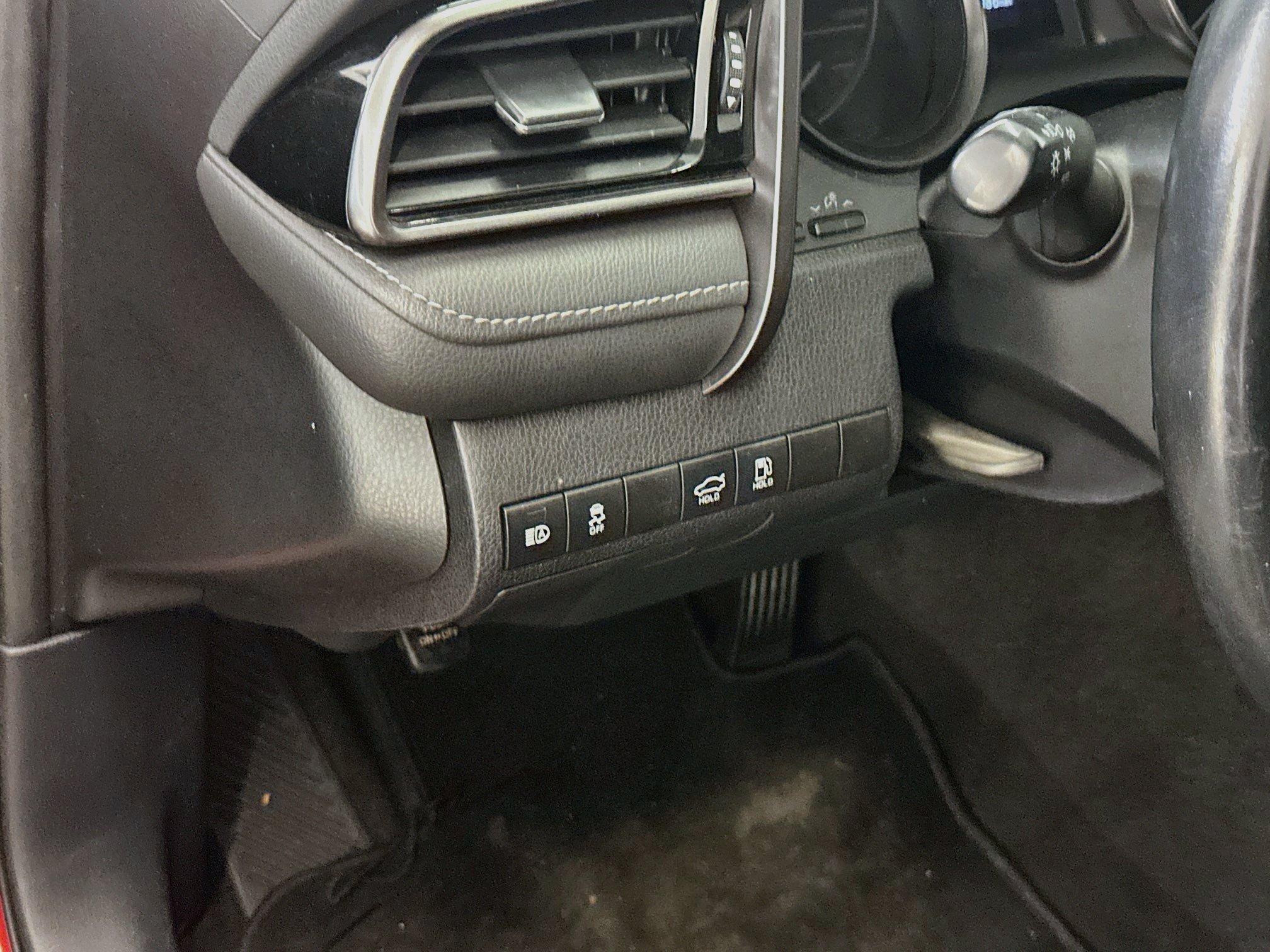Used 2021 Toyota Camry SE FWD image 18