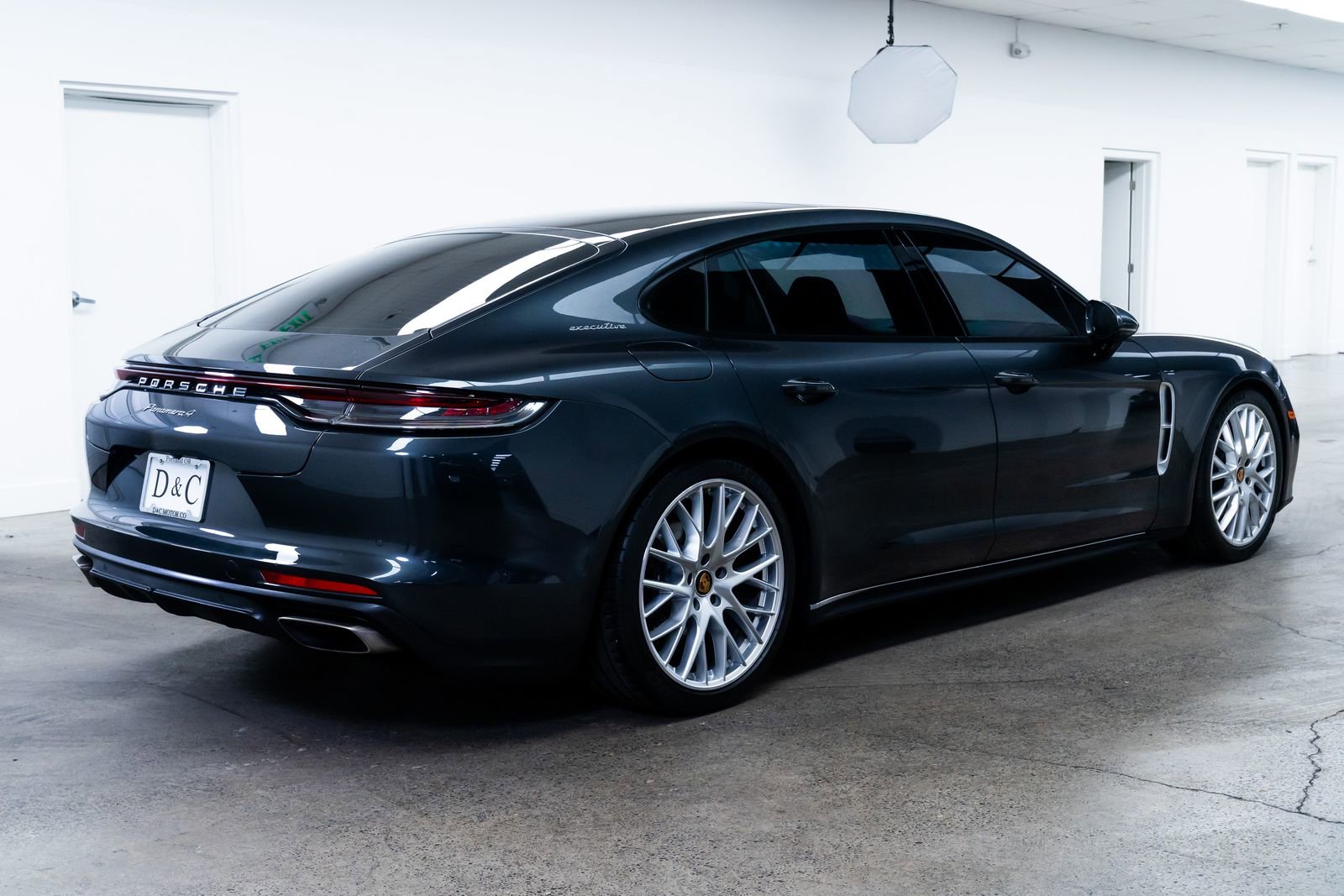 Used 2021 Porsche Panamera 4 Executive AWD/4WD image 6