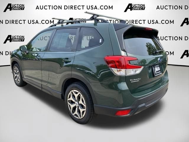 Used 2024 Subaru Forester Premium AWD/4WD image 21