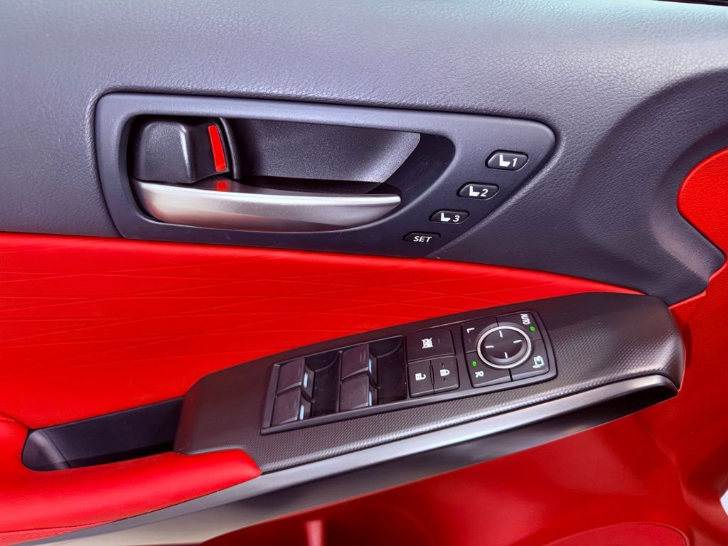 Certified 2025 Lexus IS 350 F Sport image 19