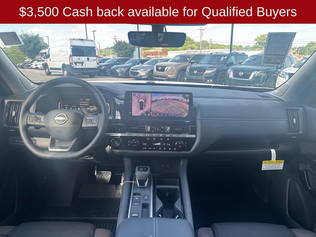 New 2026 Nissan Pathfinder Platinum image 22