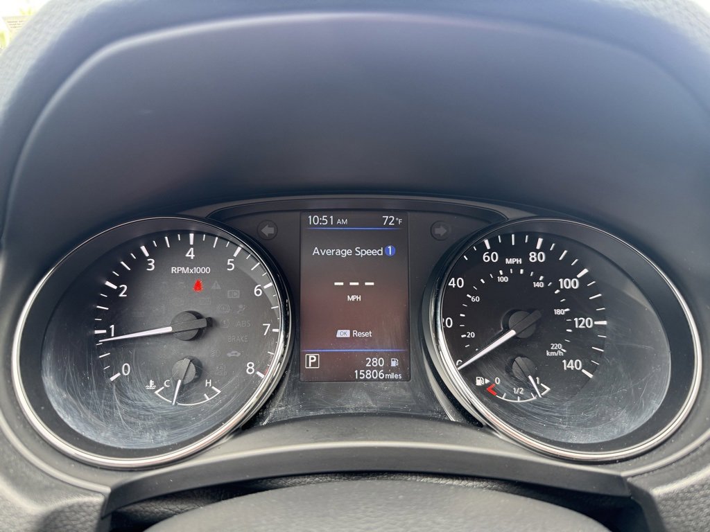 Used 2022 Nissan Rogue Sport SV image 16