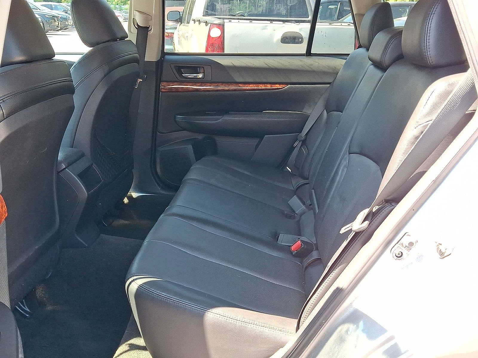 Used 2012 Subaru Outback 2.5i Limited AWD/4WD image 26