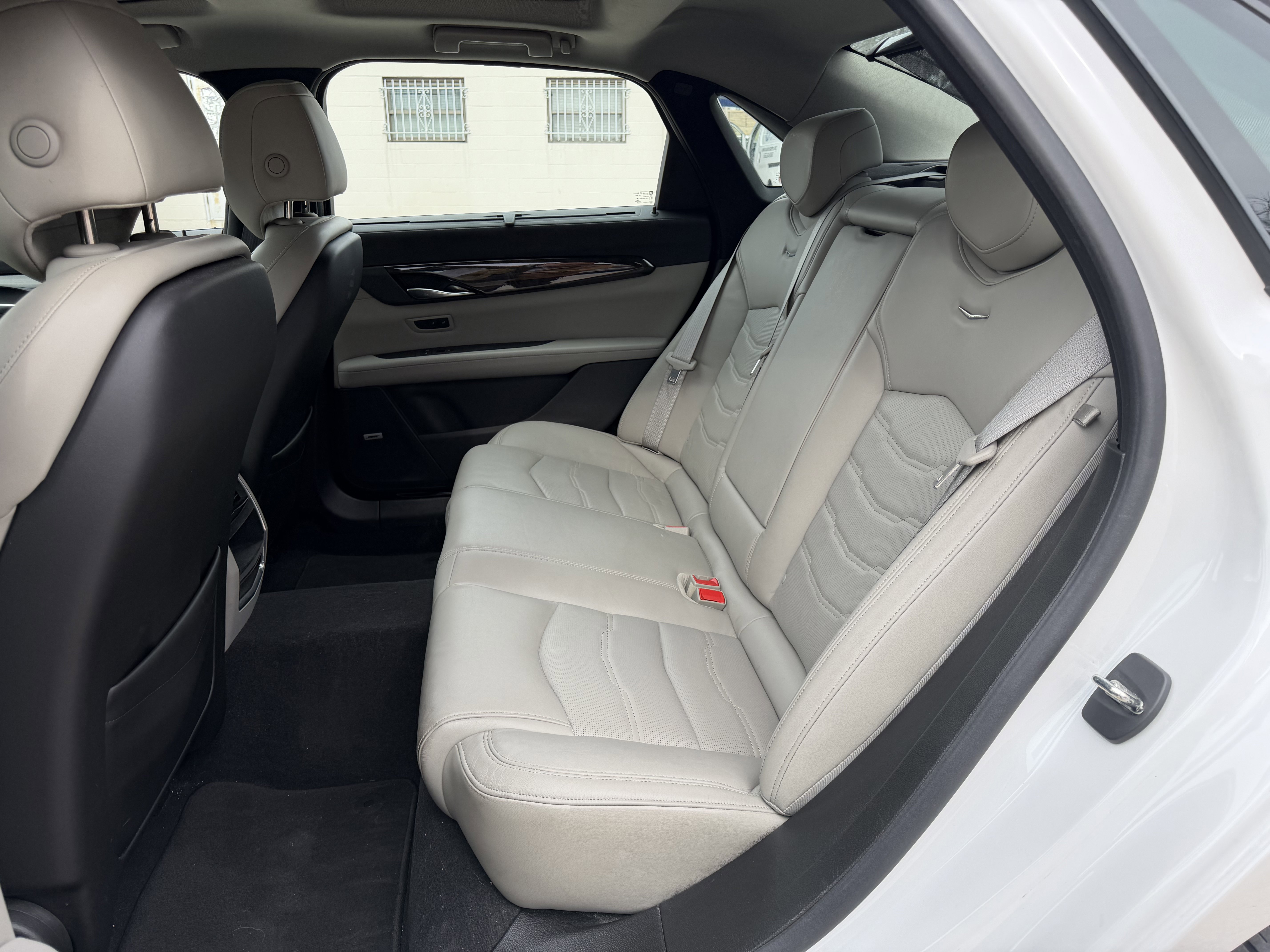 Used 2018 Cadillac CT6 Premium Luxury w/ Super Cruise Package image 11