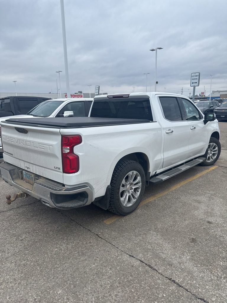 Used 2023 Chevrolet Silverado 1500 LTZ image 3
