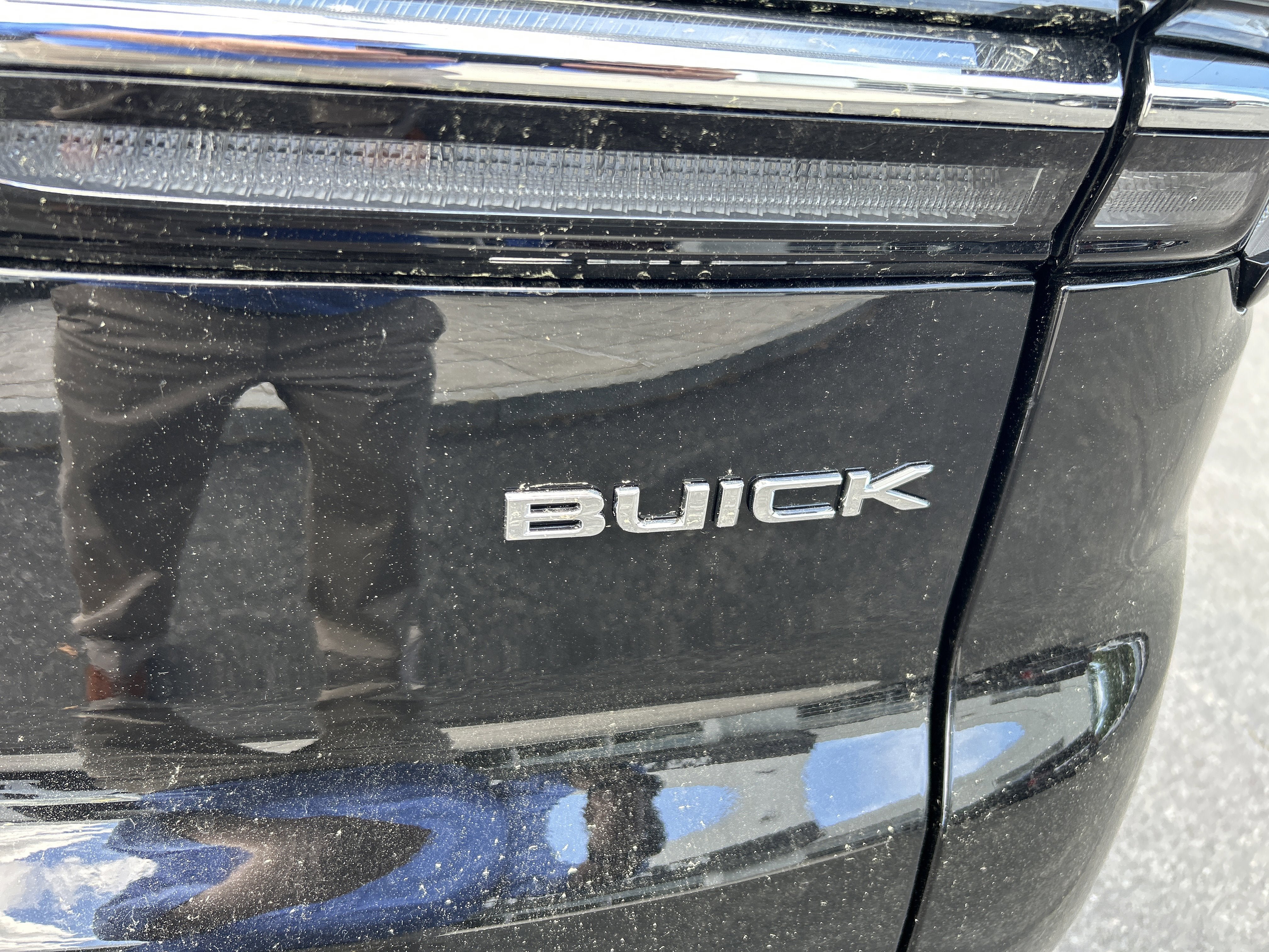 New 2026 Buick Enclave Avenir w/ Super Cruise Package FWD image 9