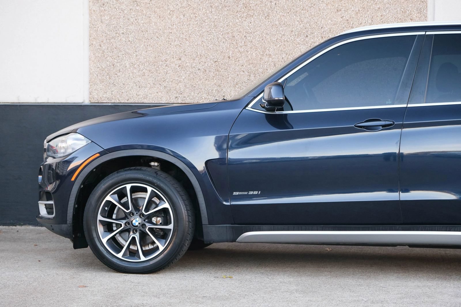 Used 2017 BMW X5 sDrive35i RWD image 8