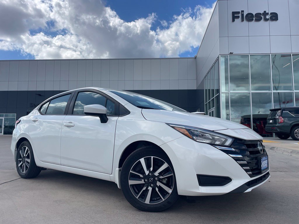 Certified 2025 Nissan Versa SV w/ Trunk Package FWD 360° Tour