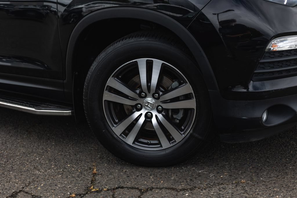 Used 2017 Honda Pilot EX-L image 4