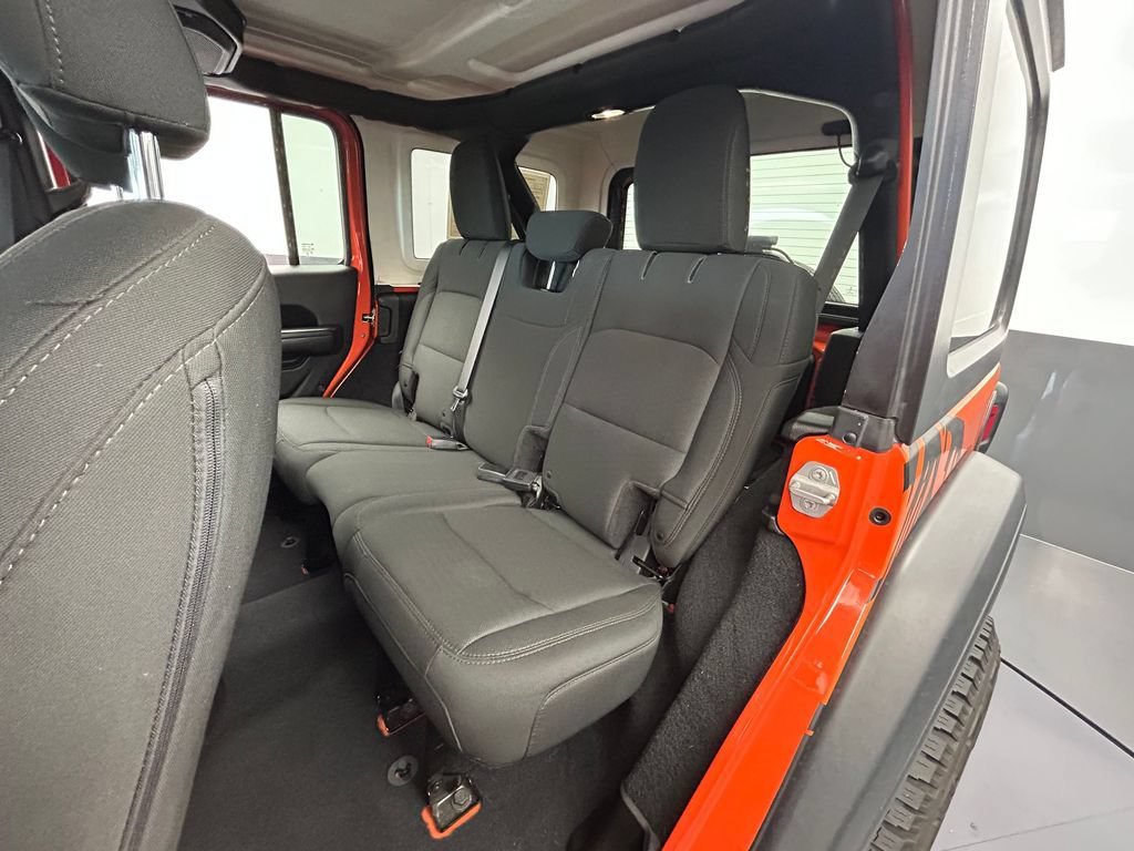 Used 2018 Jeep Wrangler Unlimited Sport AWD/4WD image 20
