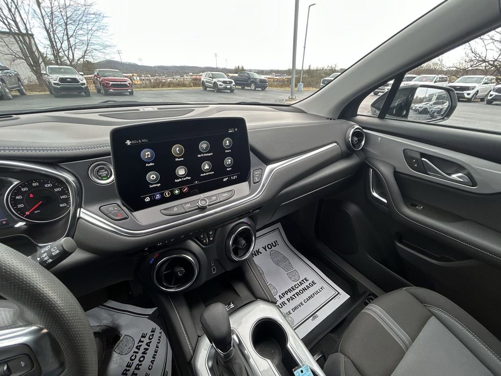 Used 2023 Chevrolet Blazer LT w/ Convenience Package image 12