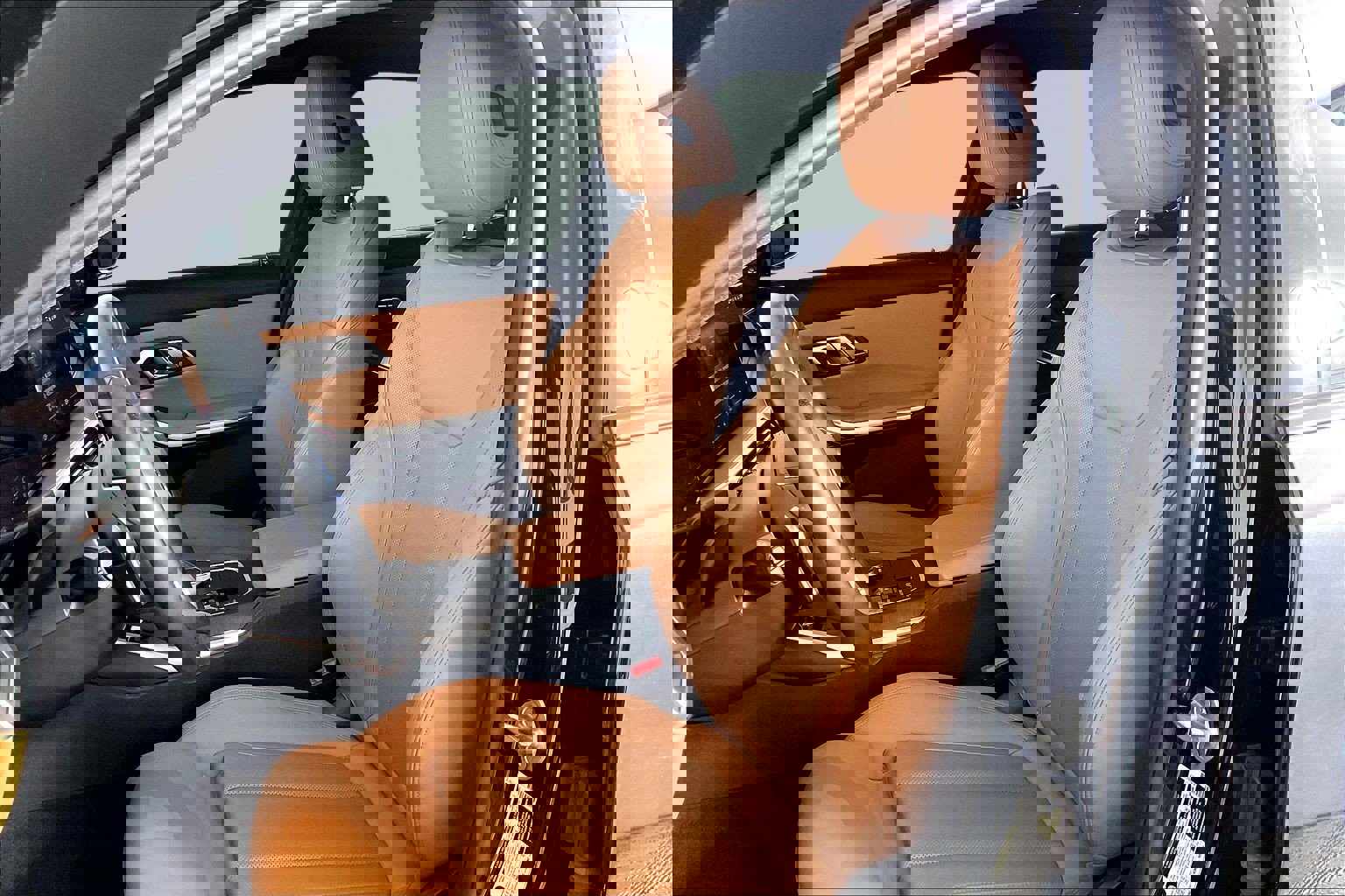 Certified 2023 BMW 330e xDrive w/ Premium Package image 24