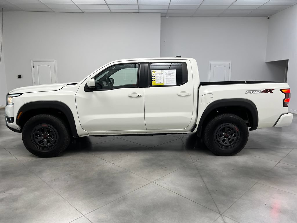 Used 2026 Nissan Frontier PRO-4X AWD/4WD image 5