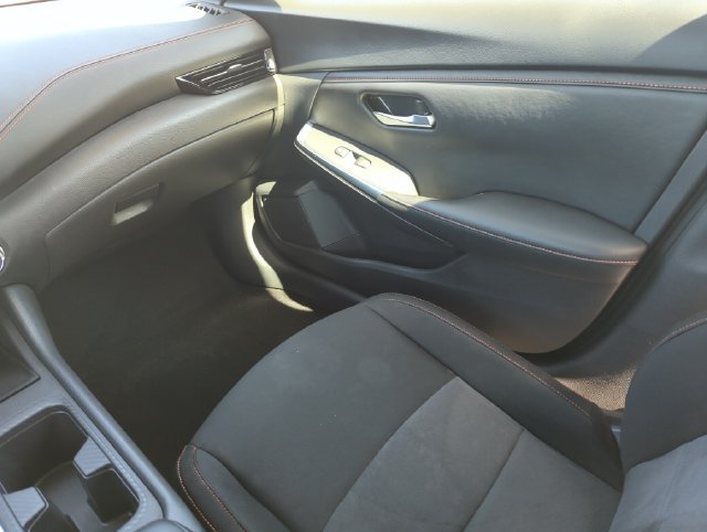 Certified 2024 Nissan Sentra SR FWD image 27