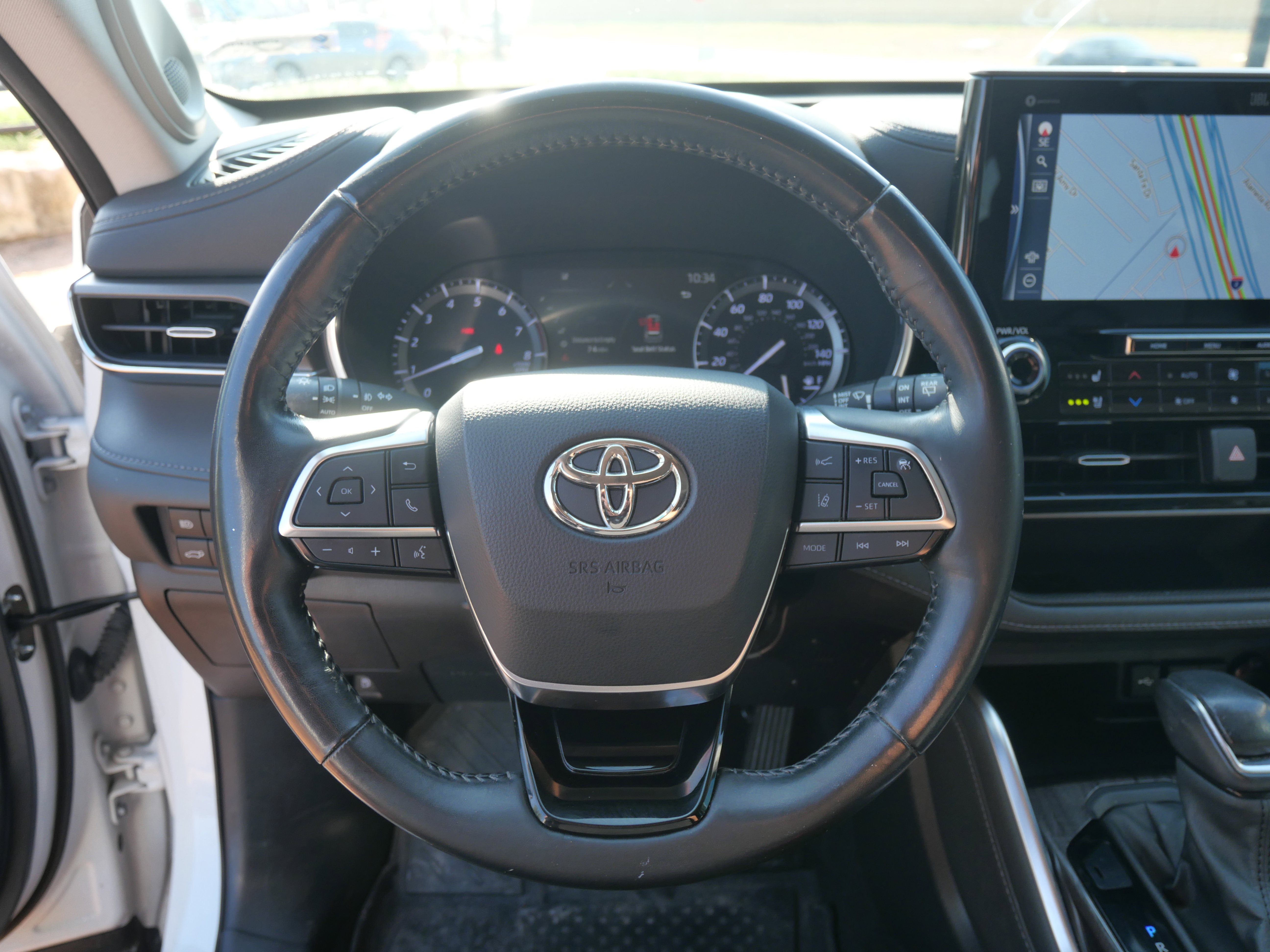 Used 2021 Toyota Highlander Limited image 25