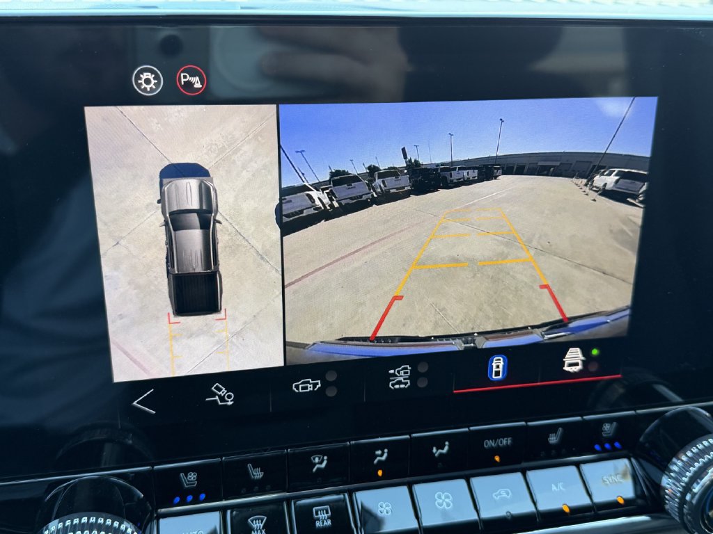 New 2026 GMC Canyon Denali AWD/4WD image 14