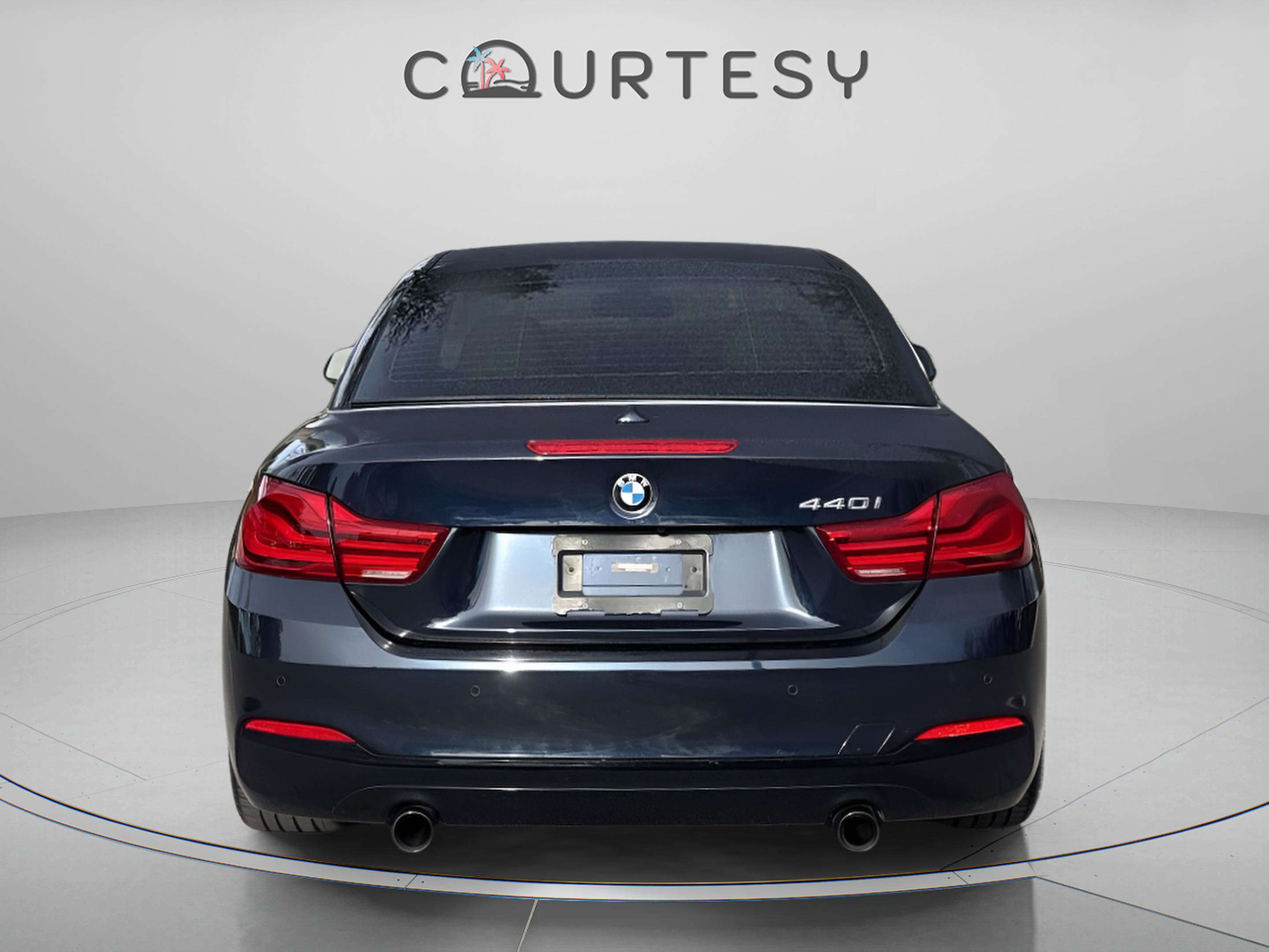 Used 2018 BMW 440i Convertible image 6