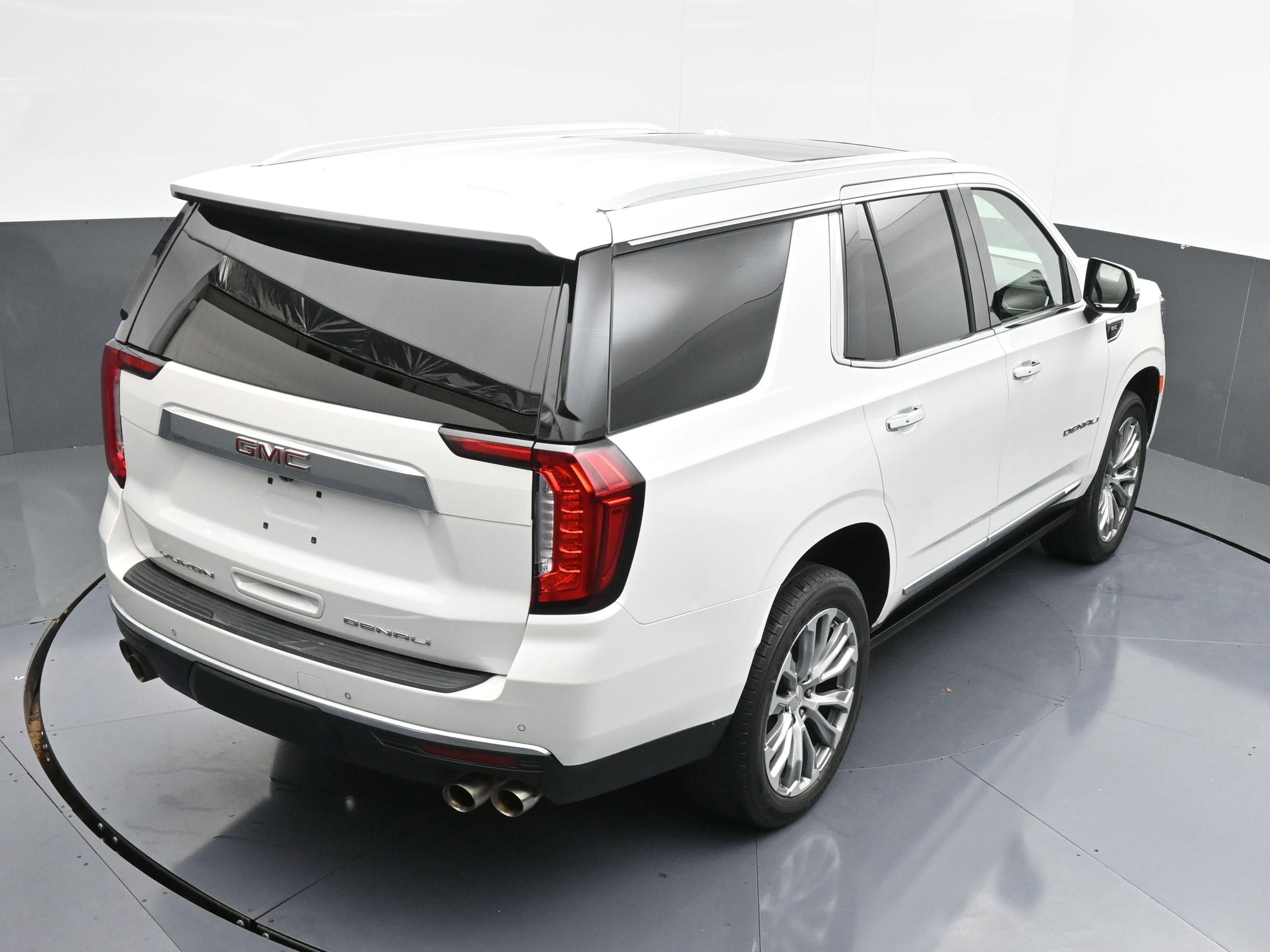 Used 2021 GMC Yukon Denali image 32
