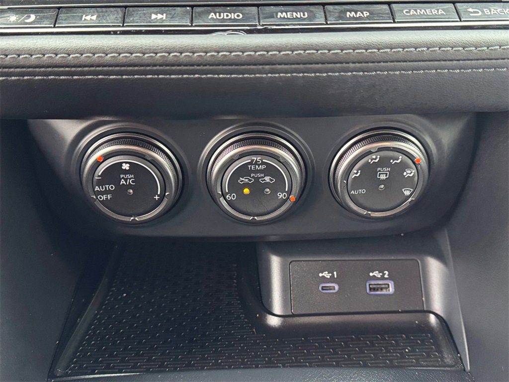 Used 2024 Nissan Z Performance w/ Floor Mat Package image 23
