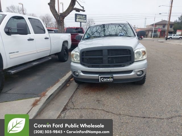 Used 2008 Dodge Ram 1500 Truck SLT image 2