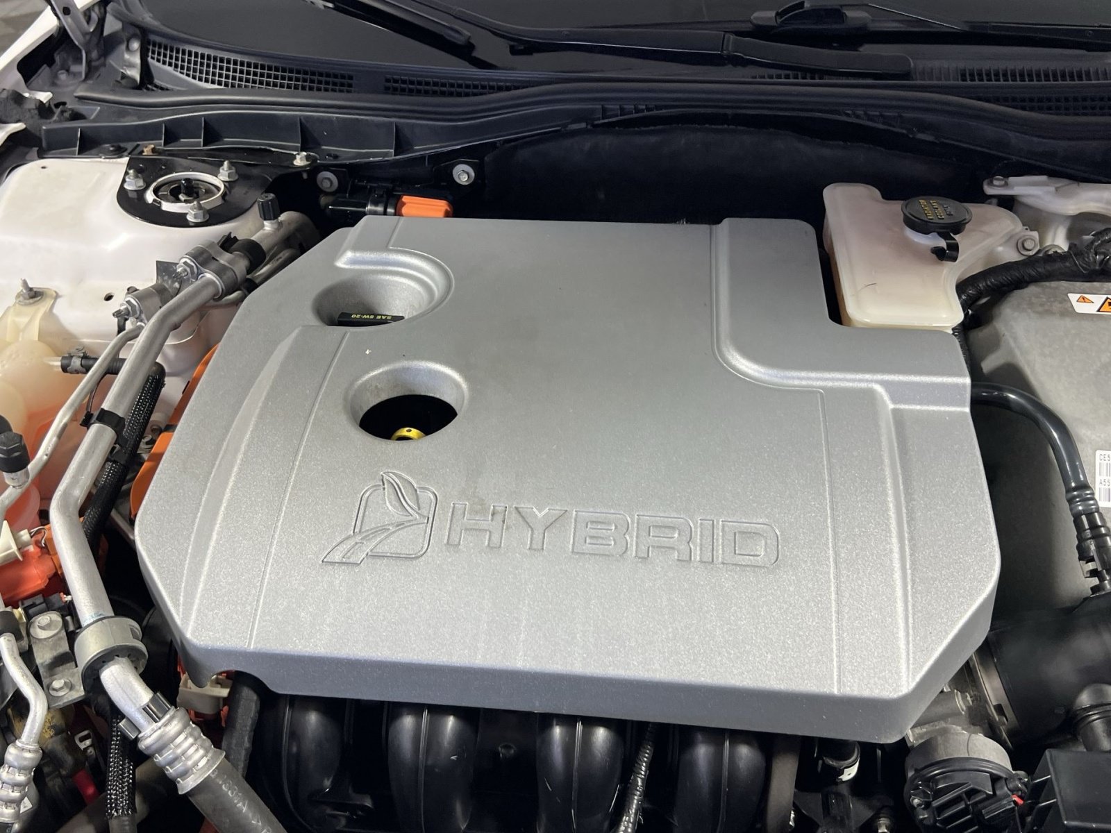 Used 2012 Ford Fusion Hybrid FWD image 28