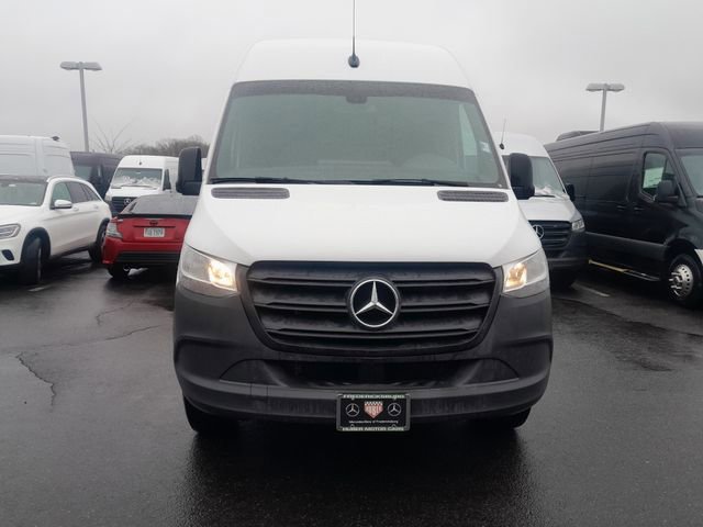 Used 2024 Mercedes-Benz Sprinter 144 Cargo image 2