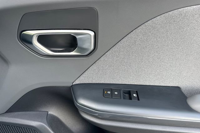 Certified 2025 Kia K4 EX image 22