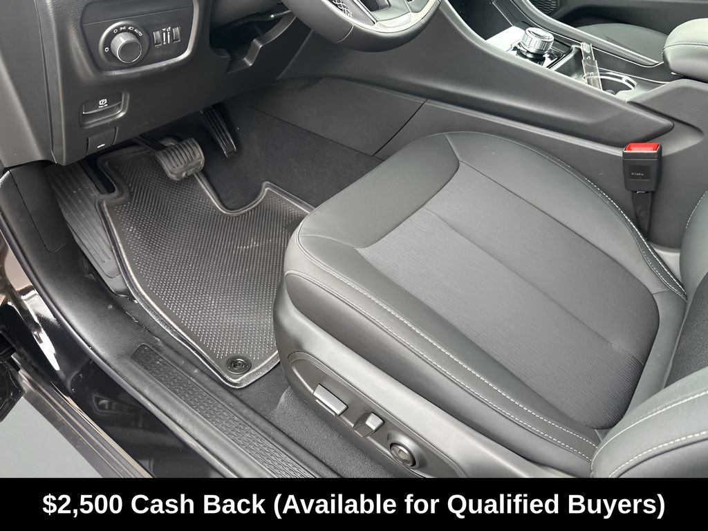 New 2025 Jeep Grand Cherokee L Laredo w/ Luxury Tech Group I RWD image 34