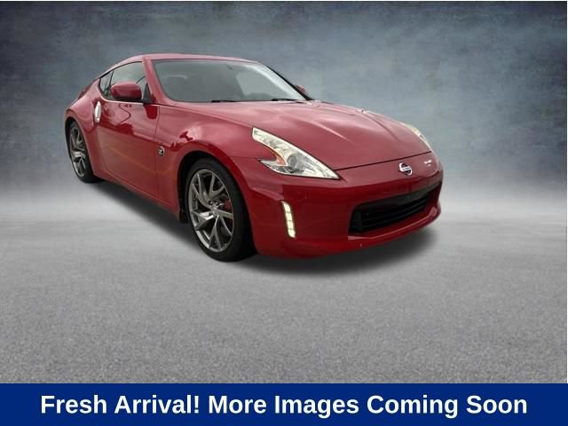 Used 2016 Nissan 370Z Coupe RWD image 1