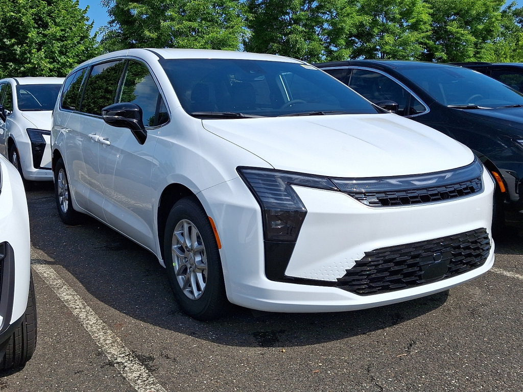 New 2027 Chrysler Pacifica Select w/ Family Tech Group FWD image 3