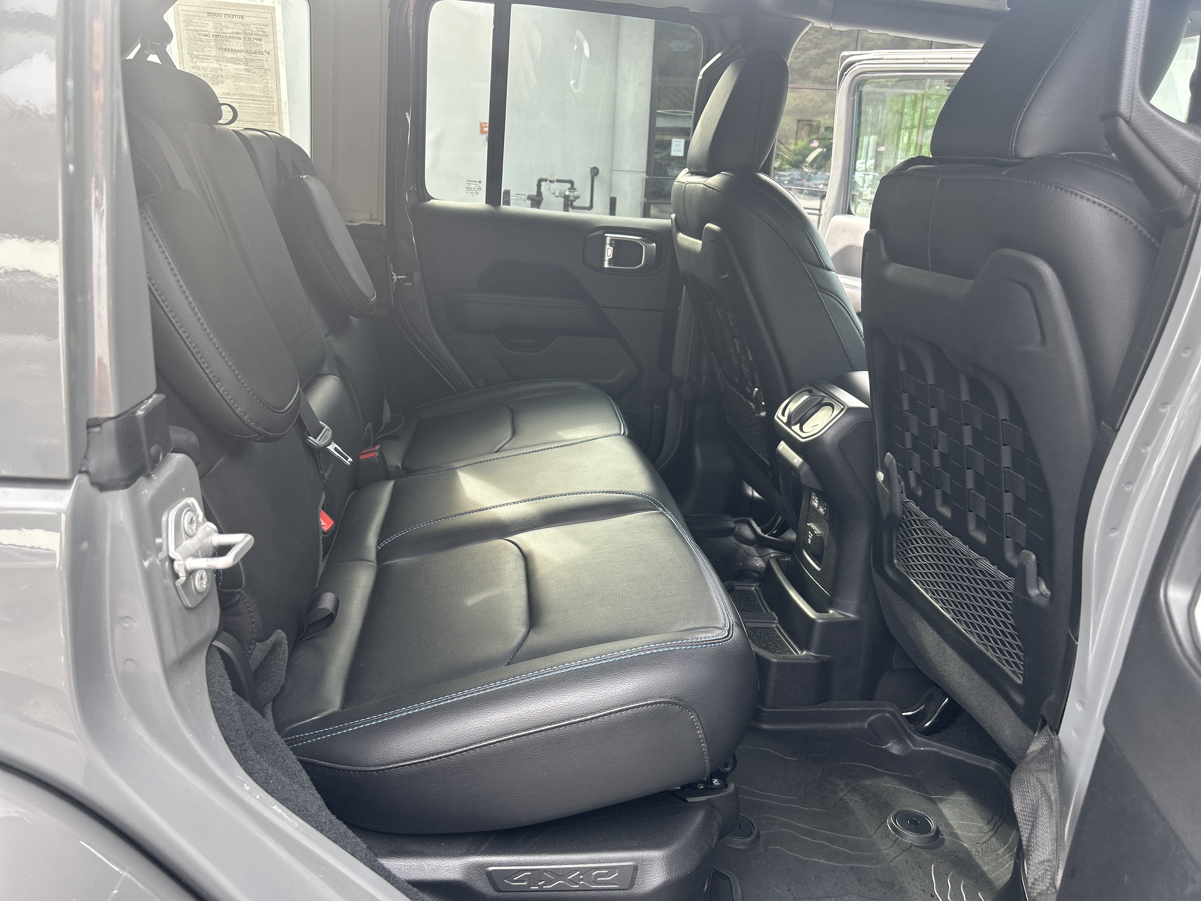 Certified 2022 Jeep Wrangler Unlimited Rubicon 4xe w/ Steel Bumper Group AWD/4WD image 23