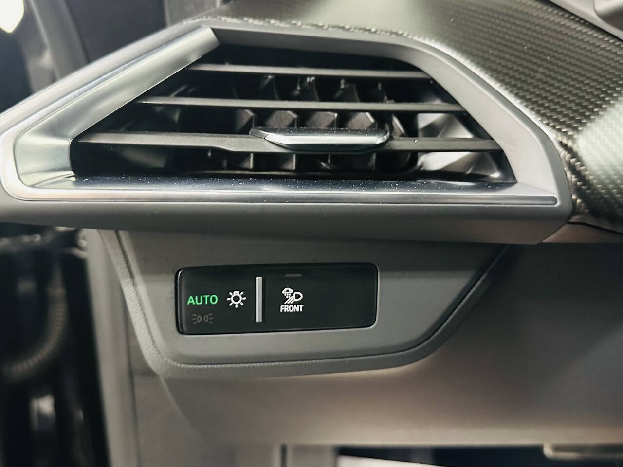 Used 2022 Audi e-tron GT Premium Plus AWD/4WD image 14