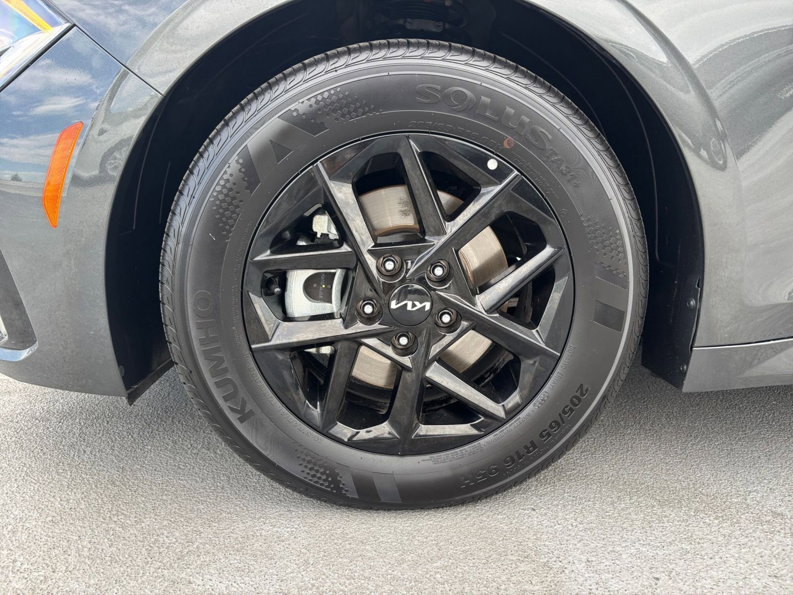 Used 2025 Kia K5 LXS image 28