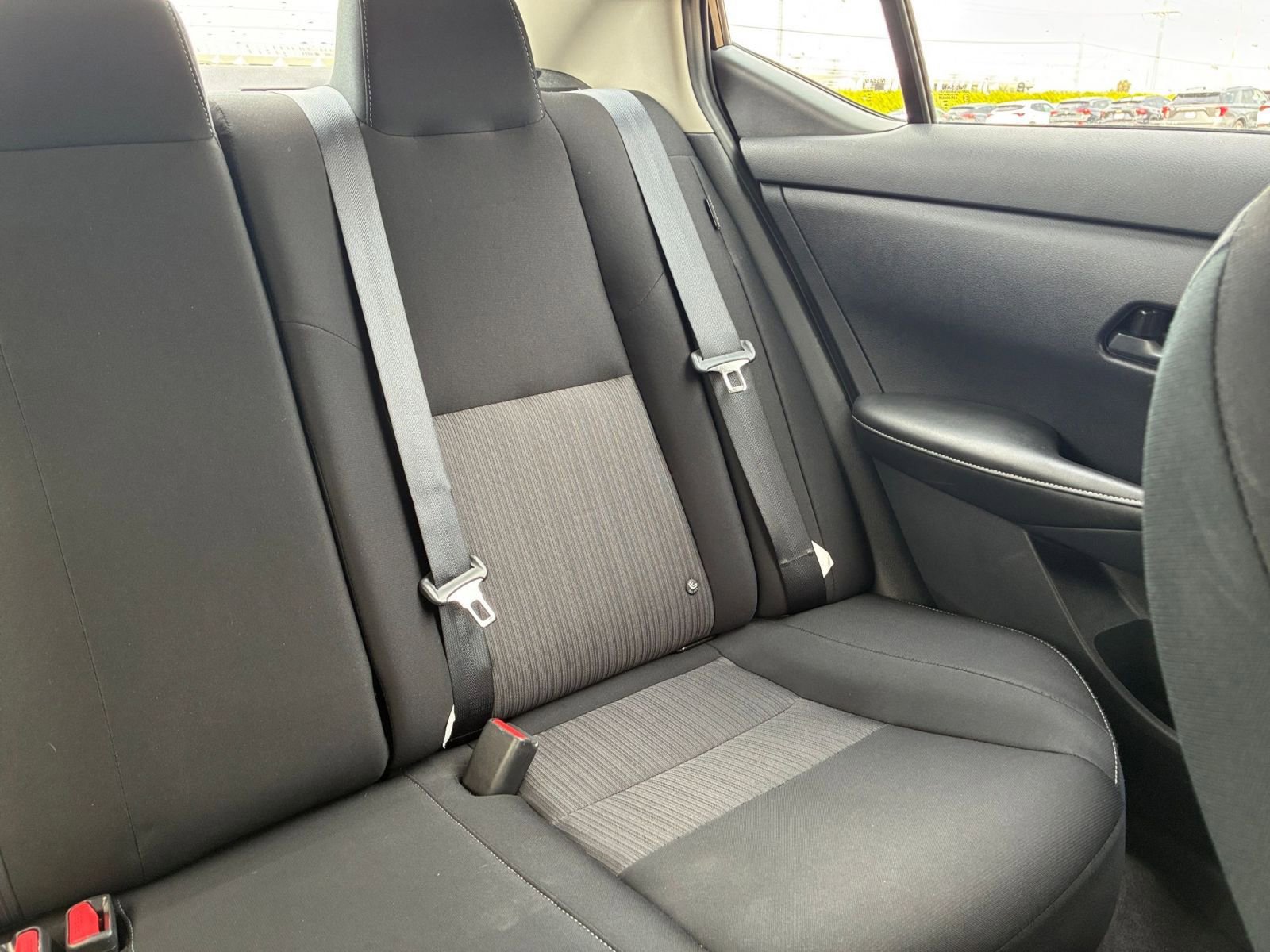 Used 2025 Nissan Sentra SV FWD image 35