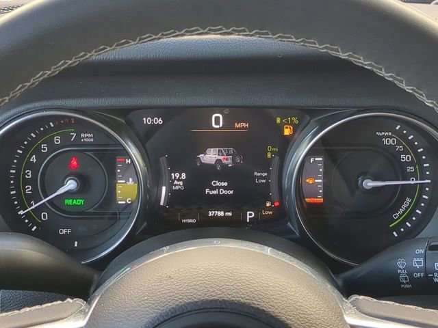 Certified 2023 Jeep Wrangler Sahara w/ Dual Top Group image 31