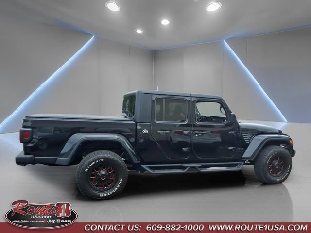 Used 2022 Jeep Gladiator Sport AWD/4WD image 2