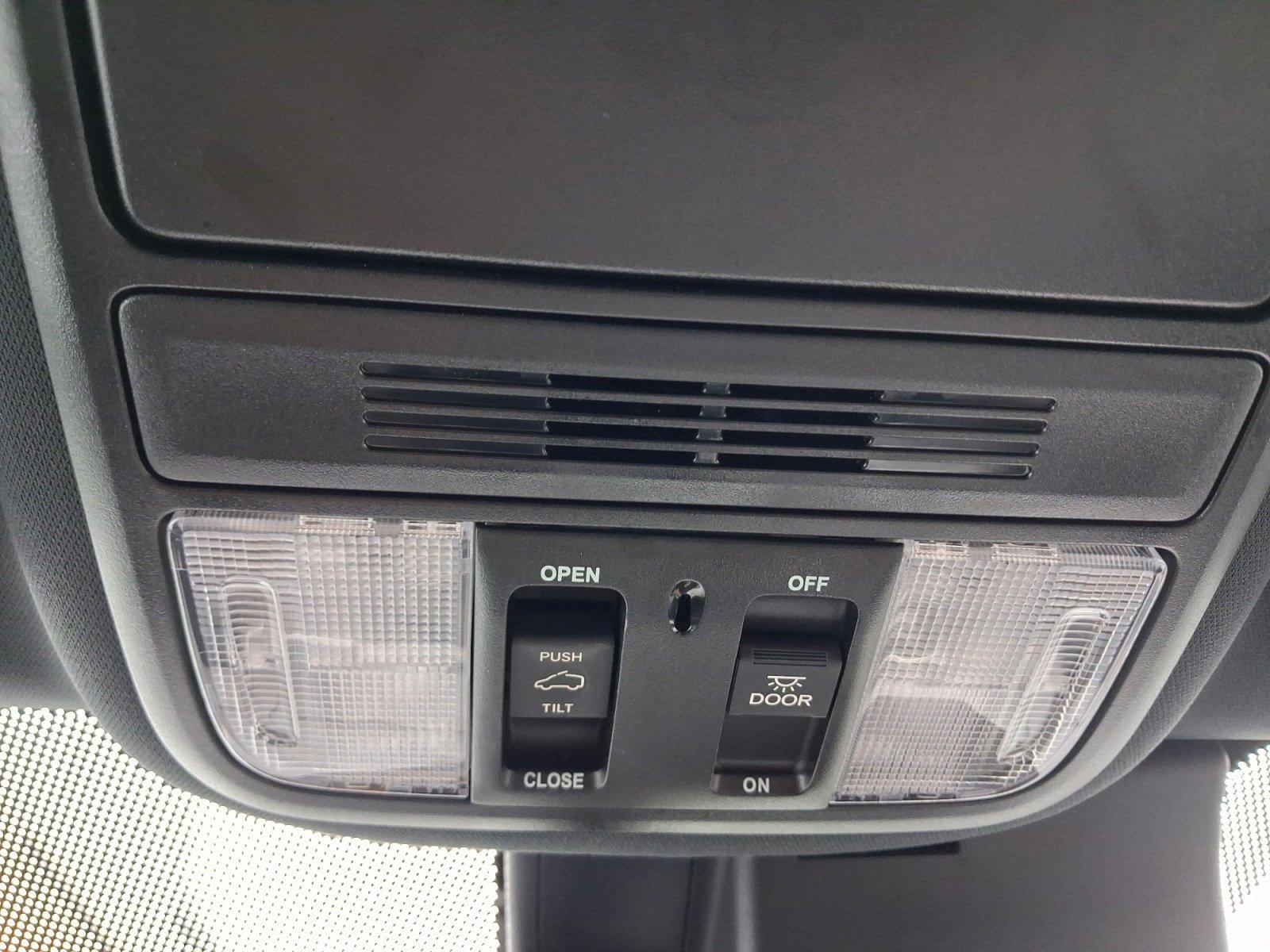 Used 2023 Honda Passport EX-L image 30