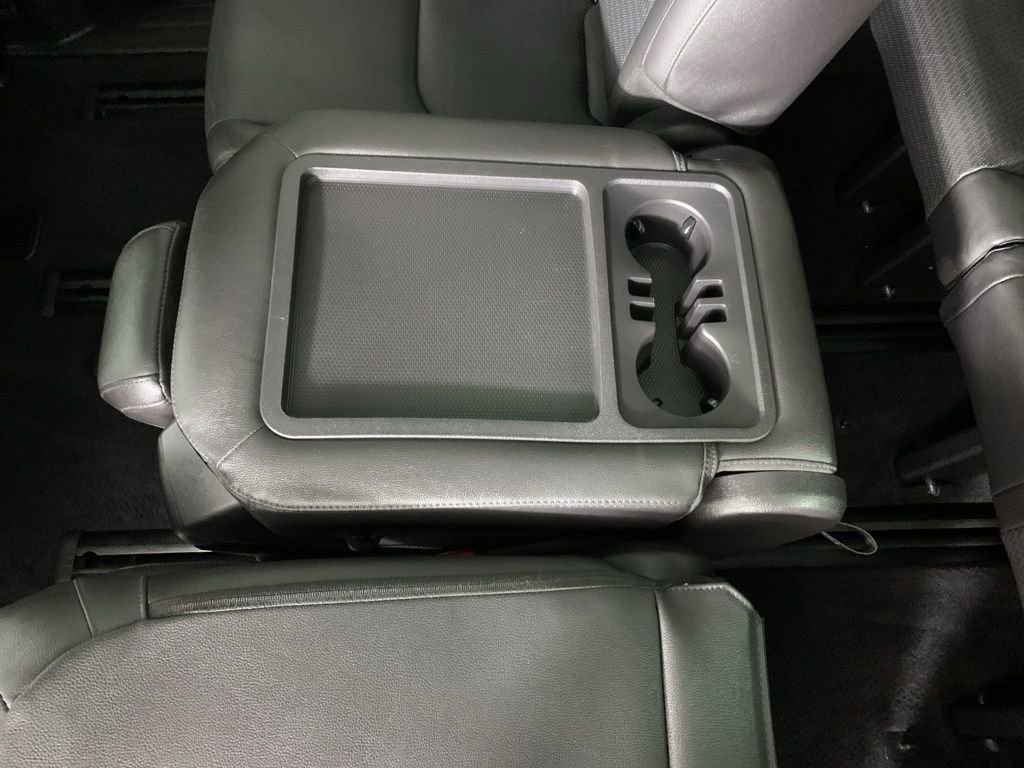Used 2025 Kia Carnival SX Prestige image 36