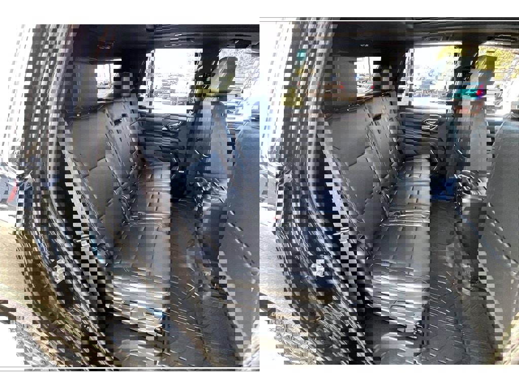 Used 2022 Chevrolet Tahoe Z71 image 28