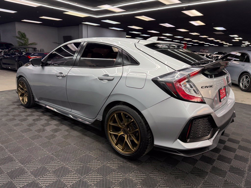 Used 2018 Honda Civic Sport Touring image 9