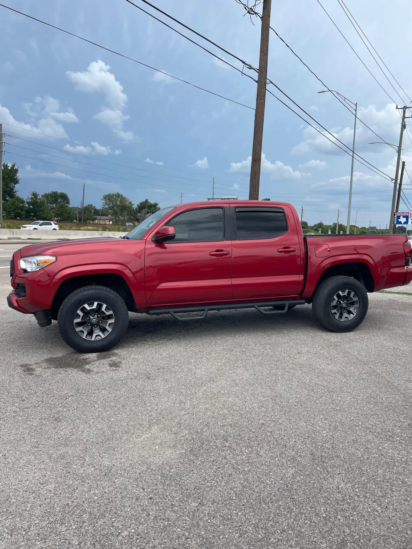 Used 2020 Toyota Tacoma SR w/ SR Convenience Package image 2