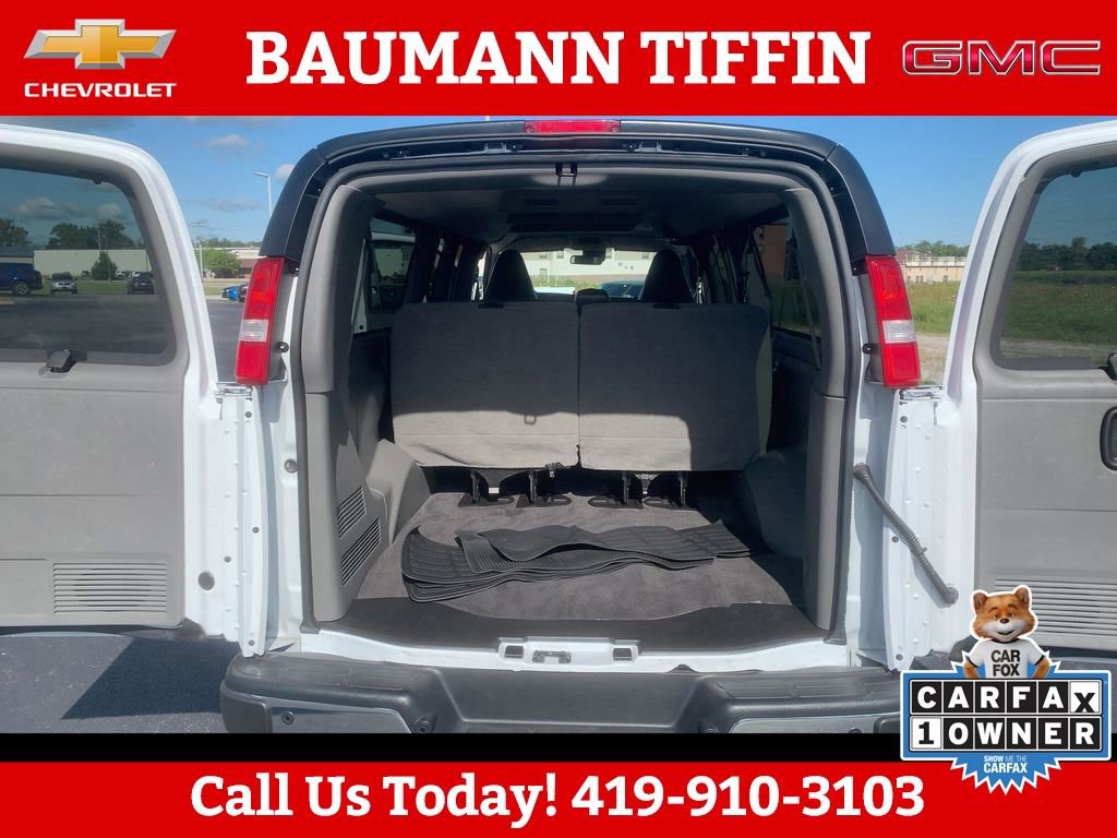 Used 2024 Chevrolet Express 3500 LT w/ LT Preferred Equipment Group RWD image 7