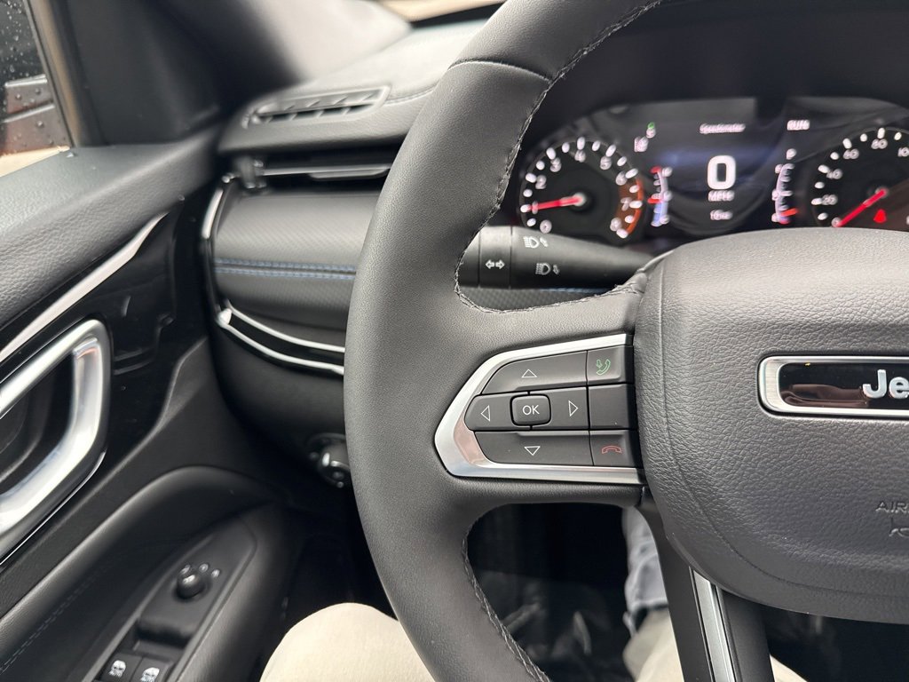 New 2026 Jeep Compass Limited image 22