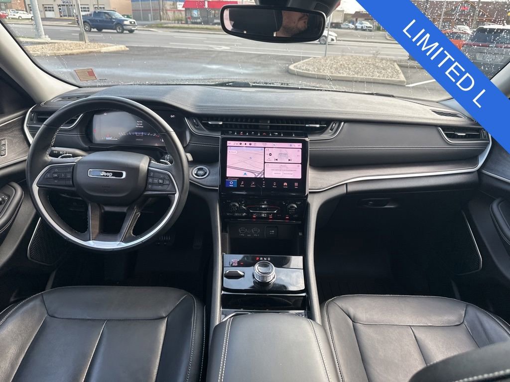 Used 2022 Jeep Grand Cherokee L Limited image 24