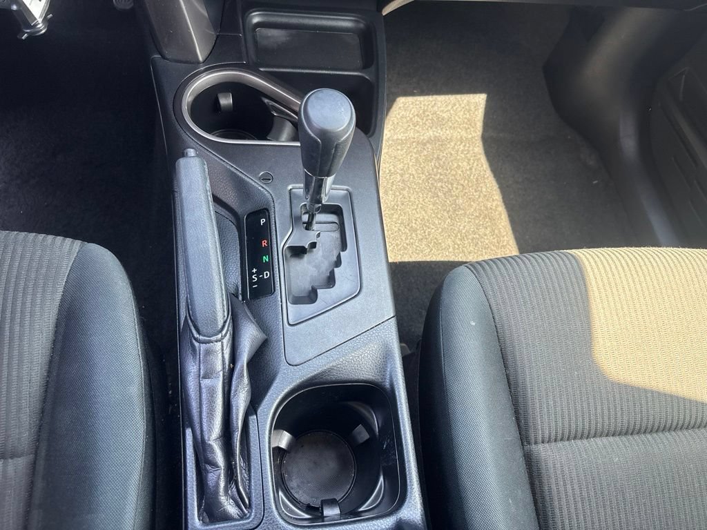 Used 2018 Toyota RAV4 LE w/ All Weather Liner Package FWD image 21